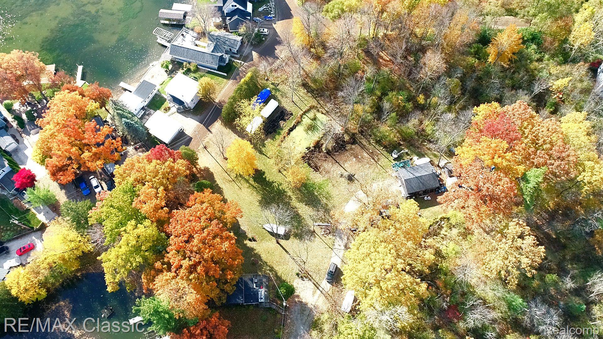 Lakeorion, Michigan, 48362, United States, 2 Bedrooms Bedrooms, ,2 BathroomsBathrooms,Residential,Active,2022309