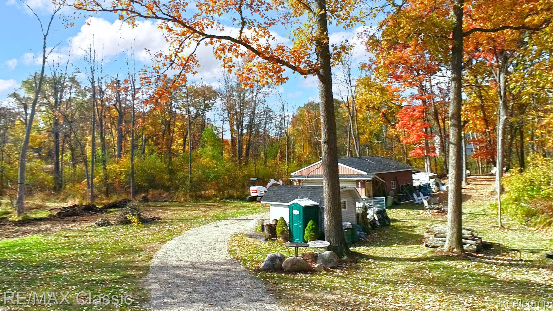 Lakeorion, Michigan, 48362, United States, 2 Bedrooms Bedrooms, ,2 BathroomsBathrooms,Residential,Active,2022309
