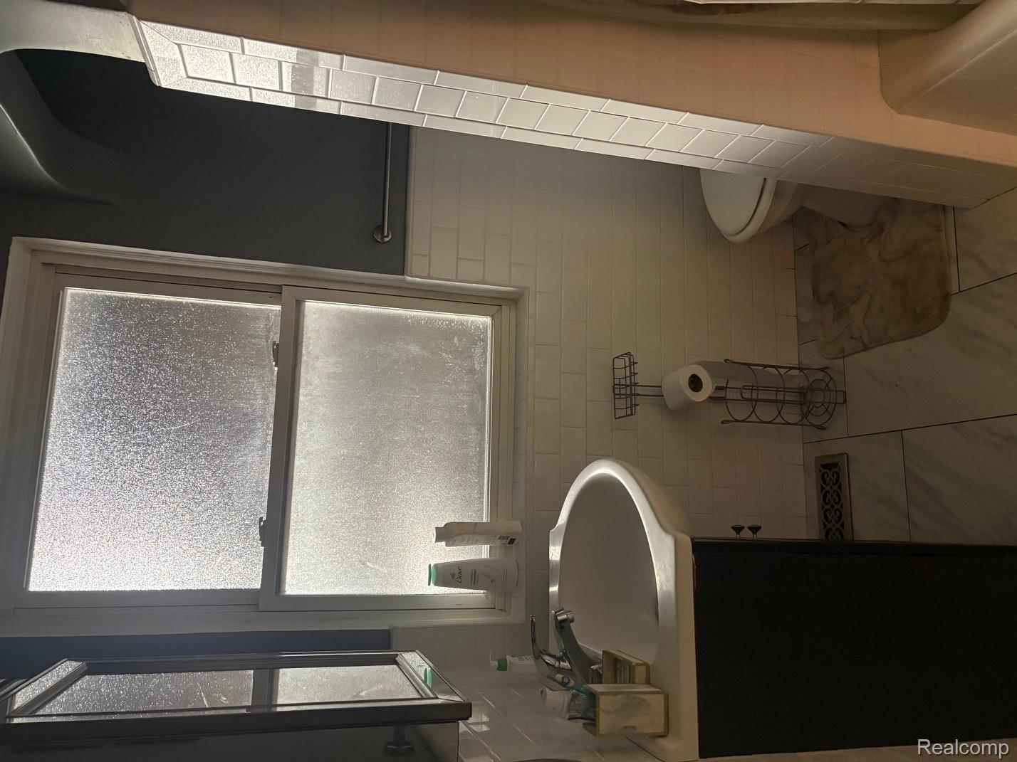 5260 Courville Street