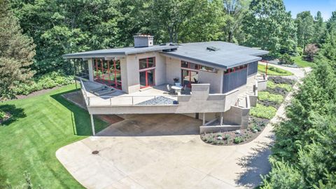 6465 Sandhill Lane Saugatuck Township MI 49408