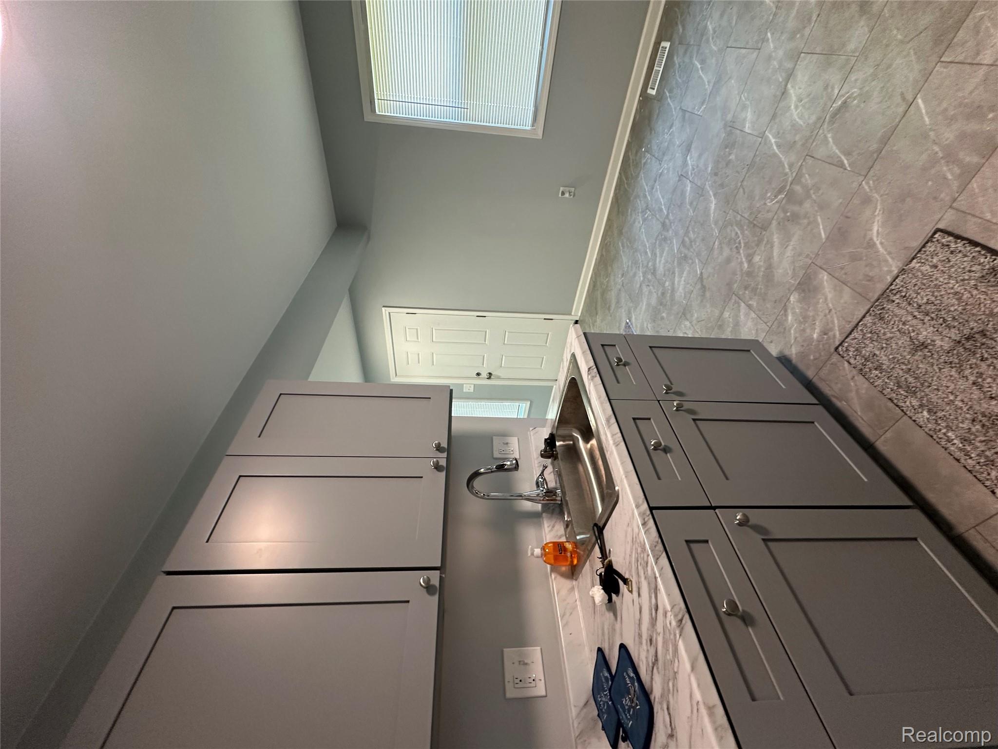 Lincoln Park City, Michigan 48146, United States, 3 Bedrooms Bedrooms, ,1 BathroomBathrooms,Residential,Active,205633