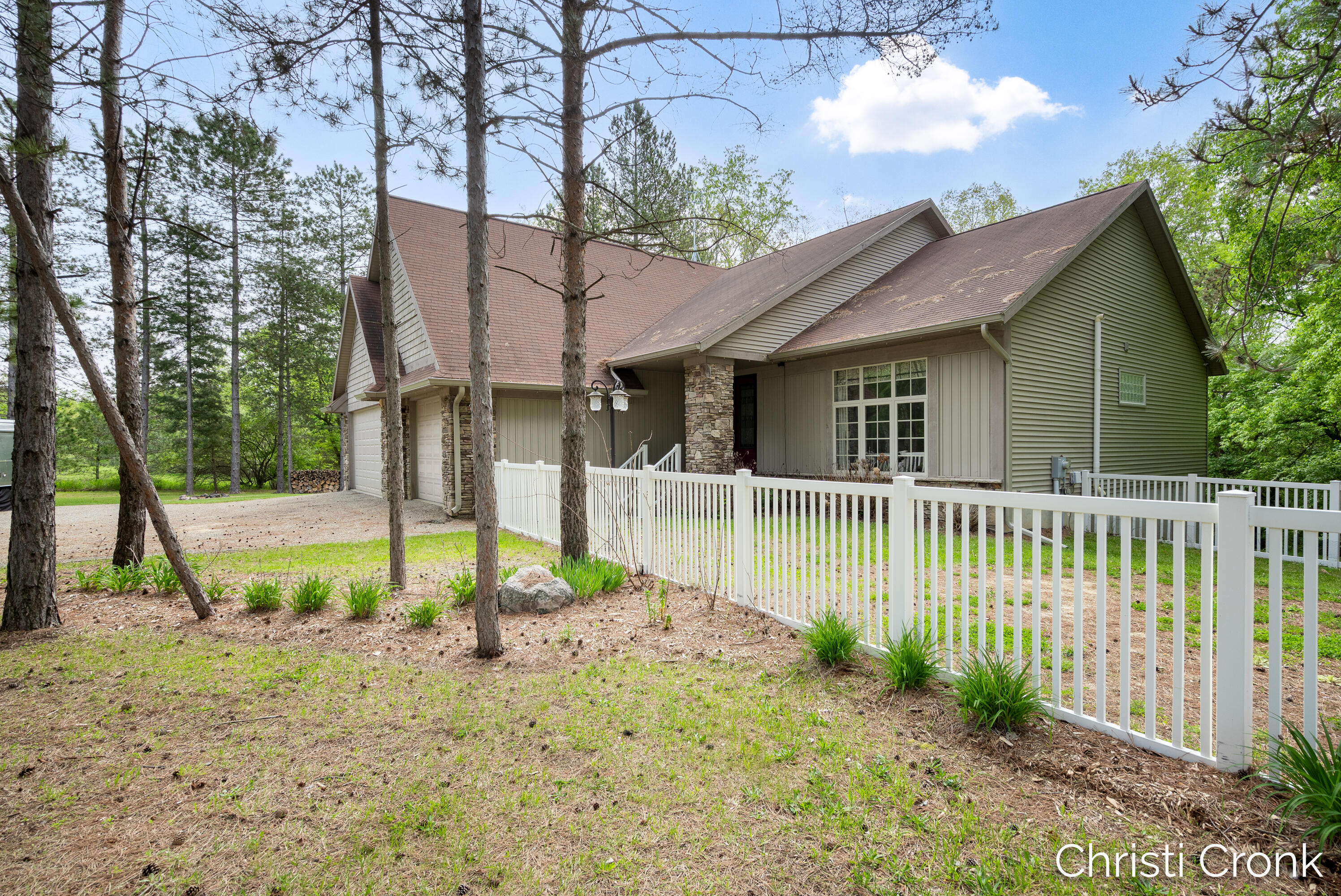 15105 Eagle Ridge Road