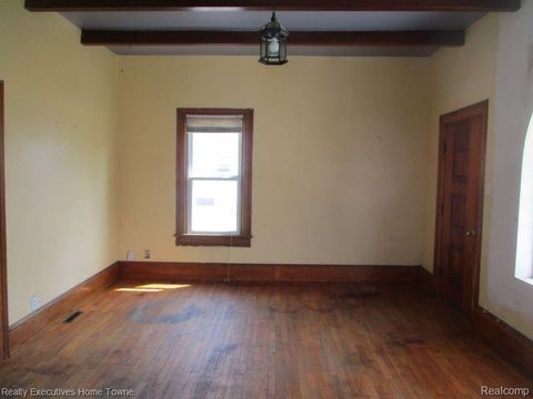 Tiny photo for 831 BANCROFT Street, Port Huron City, MI 48060 (MLS # 20250030423)