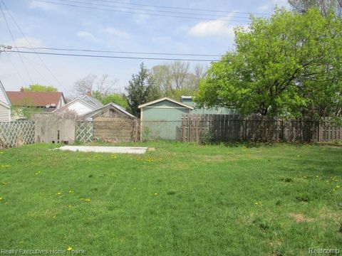 Tiny photo for 831 BANCROFT Street, Port Huron City, MI 48060 (MLS # 20250030423)