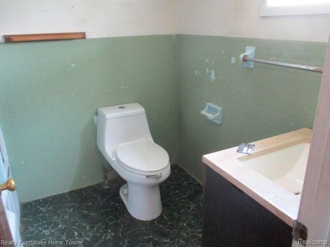 Tiny photo for 831 BANCROFT Street, Port Huron City, MI 48060 (MLS # 20250030423)