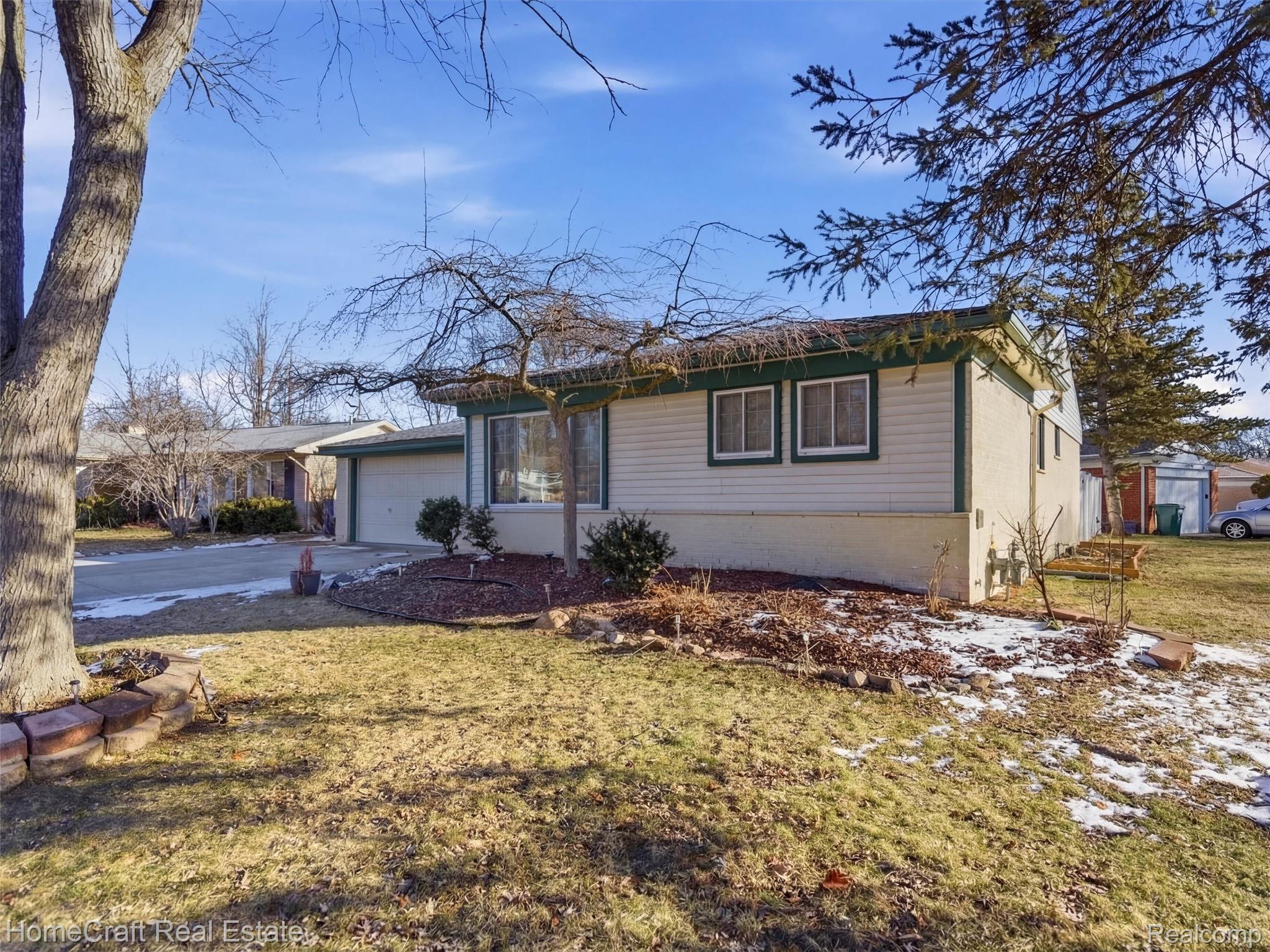 750 SOUTHAMPTON Court