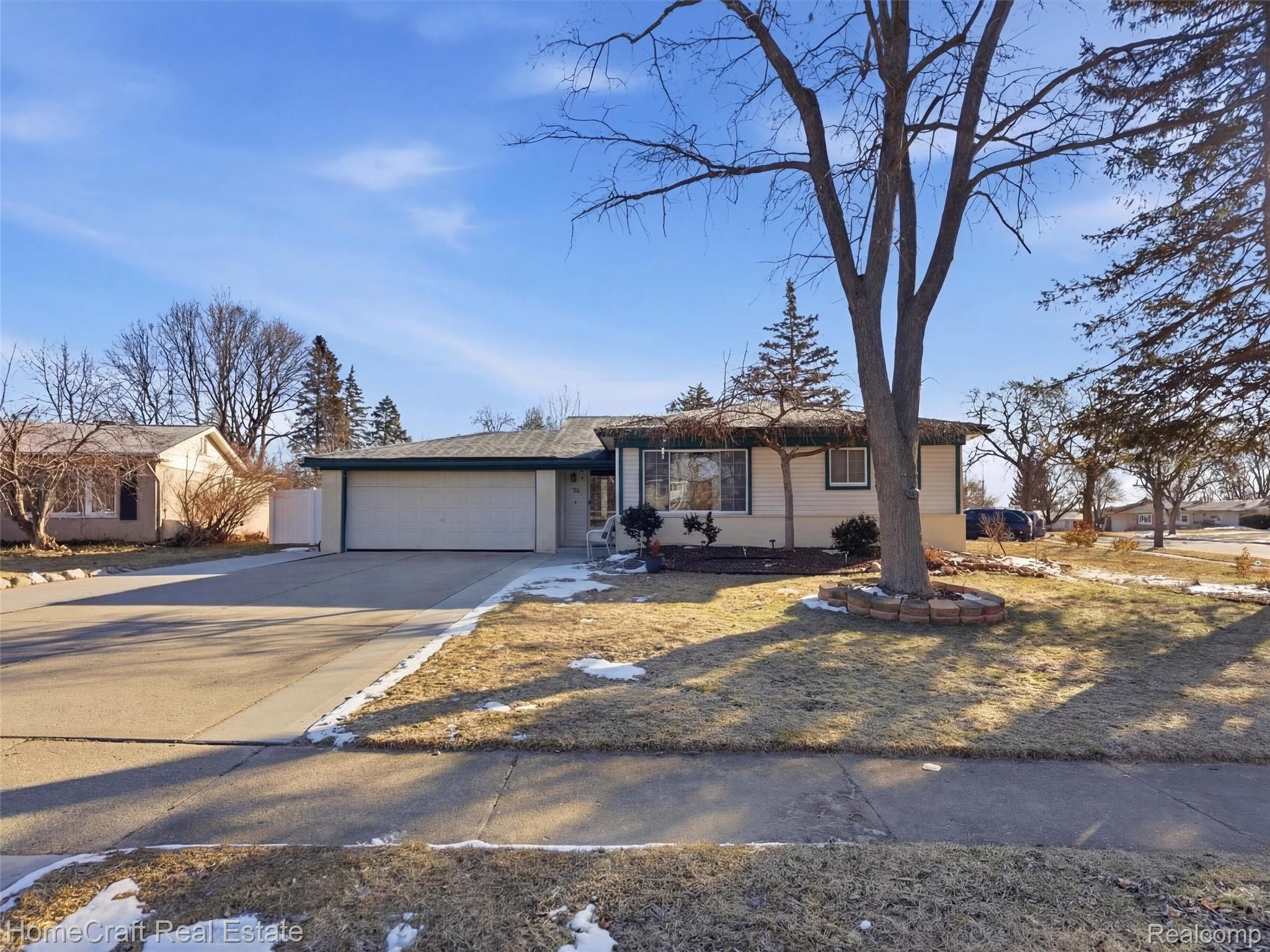 750 SOUTHAMPTON Court