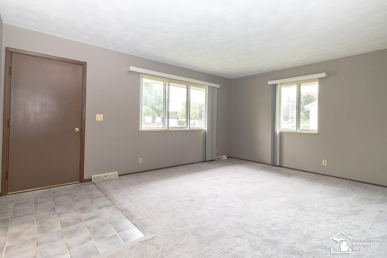 7214 Powlesland Avenue