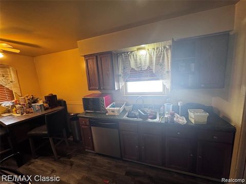 19930 Gaylord Redford Charter Township MI 48240