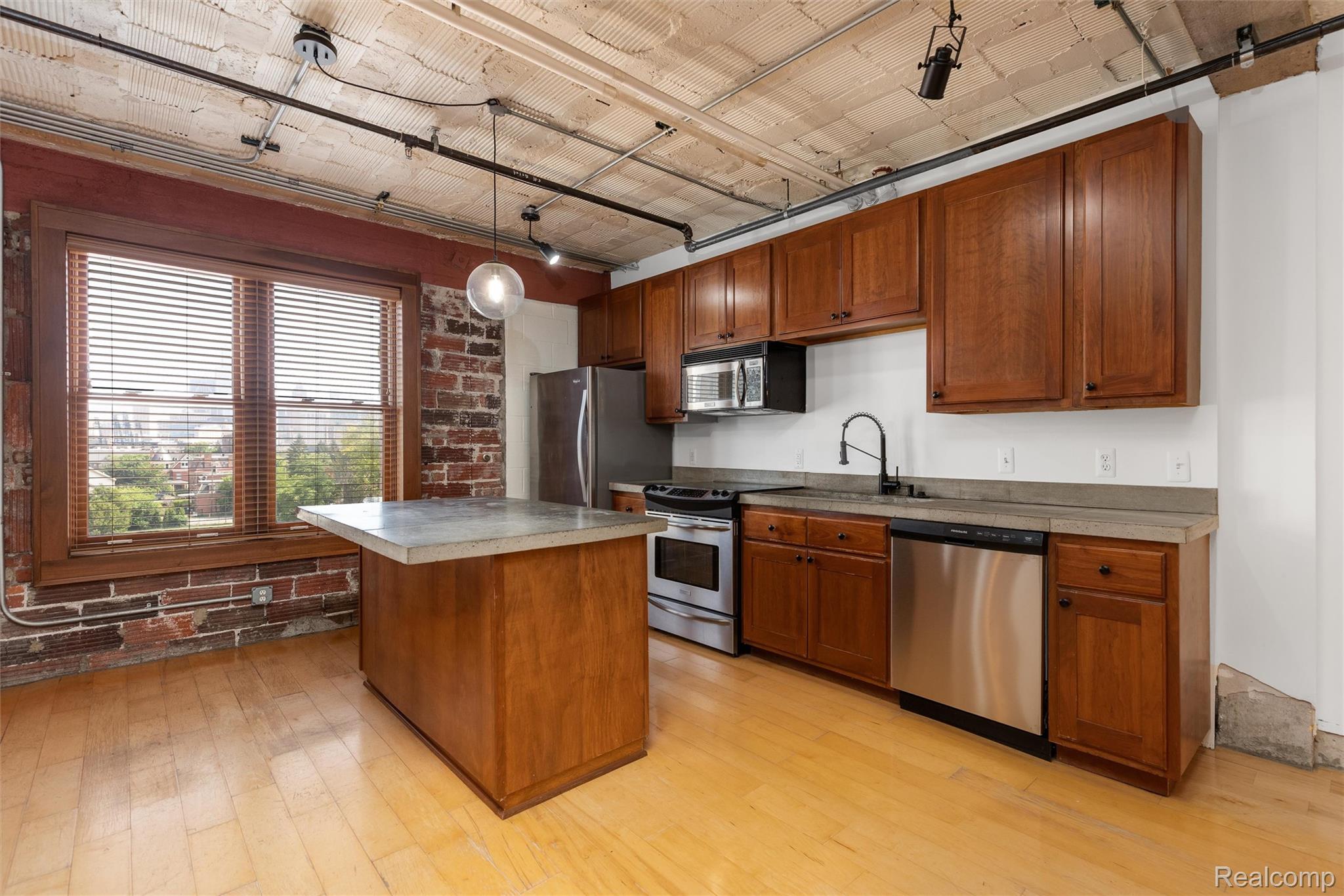 78 Watson Street 16