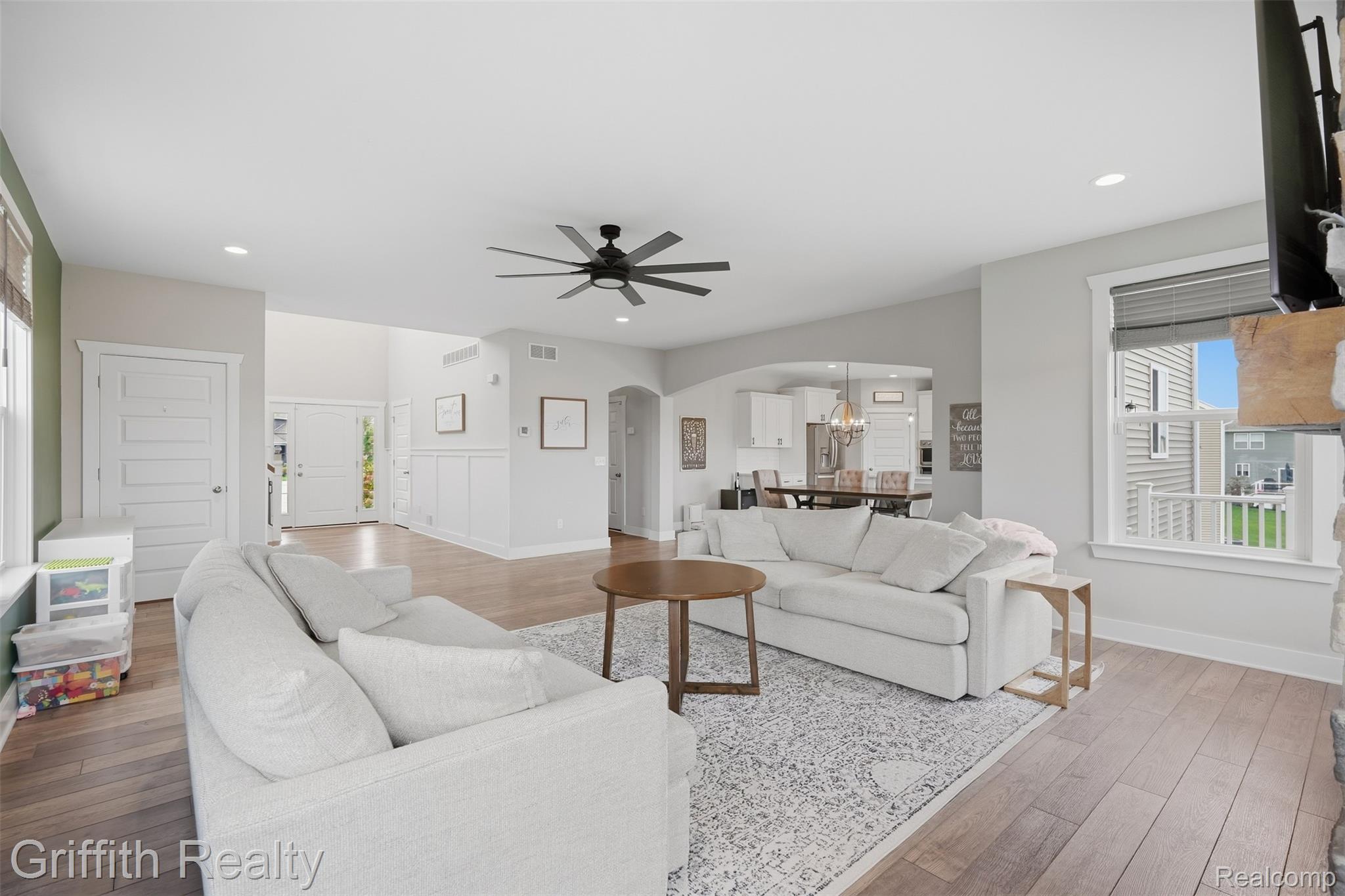 1495 Douglas Fir Court