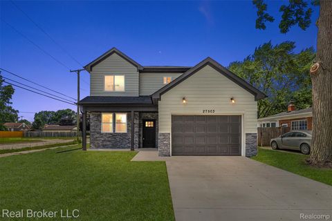 27503 Edward Street Roseville City MI 48066