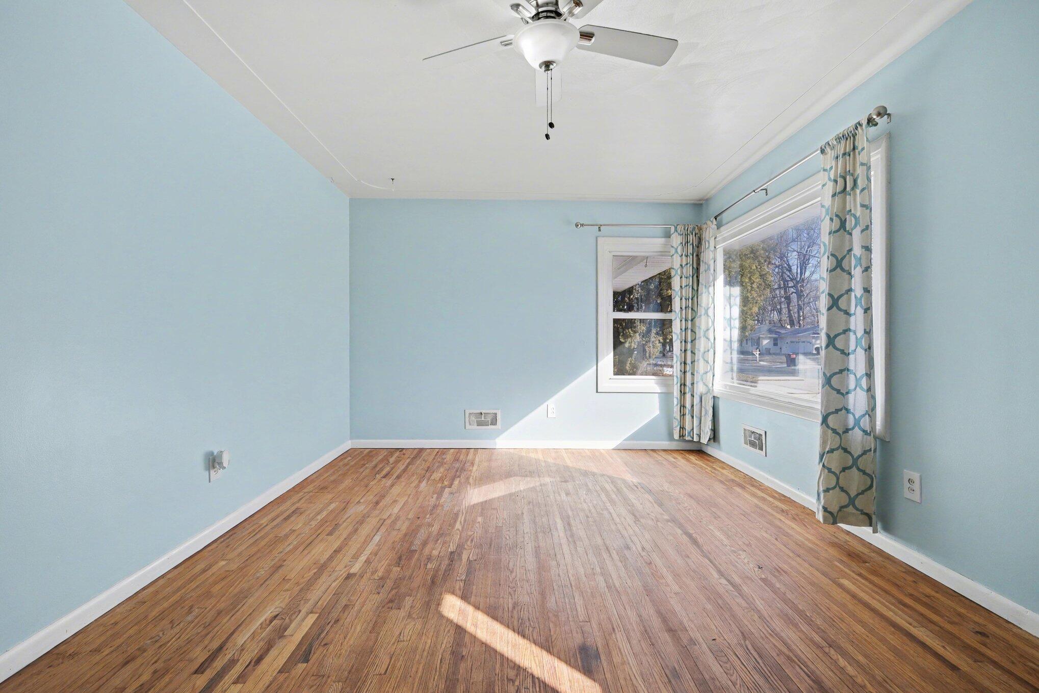 4709 Burgis Avenue SE