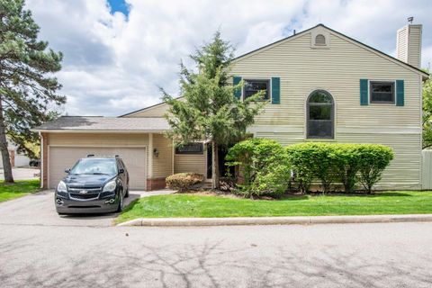5679 Drake Hollow Drive West Bloomfield Charter Township MI 48322