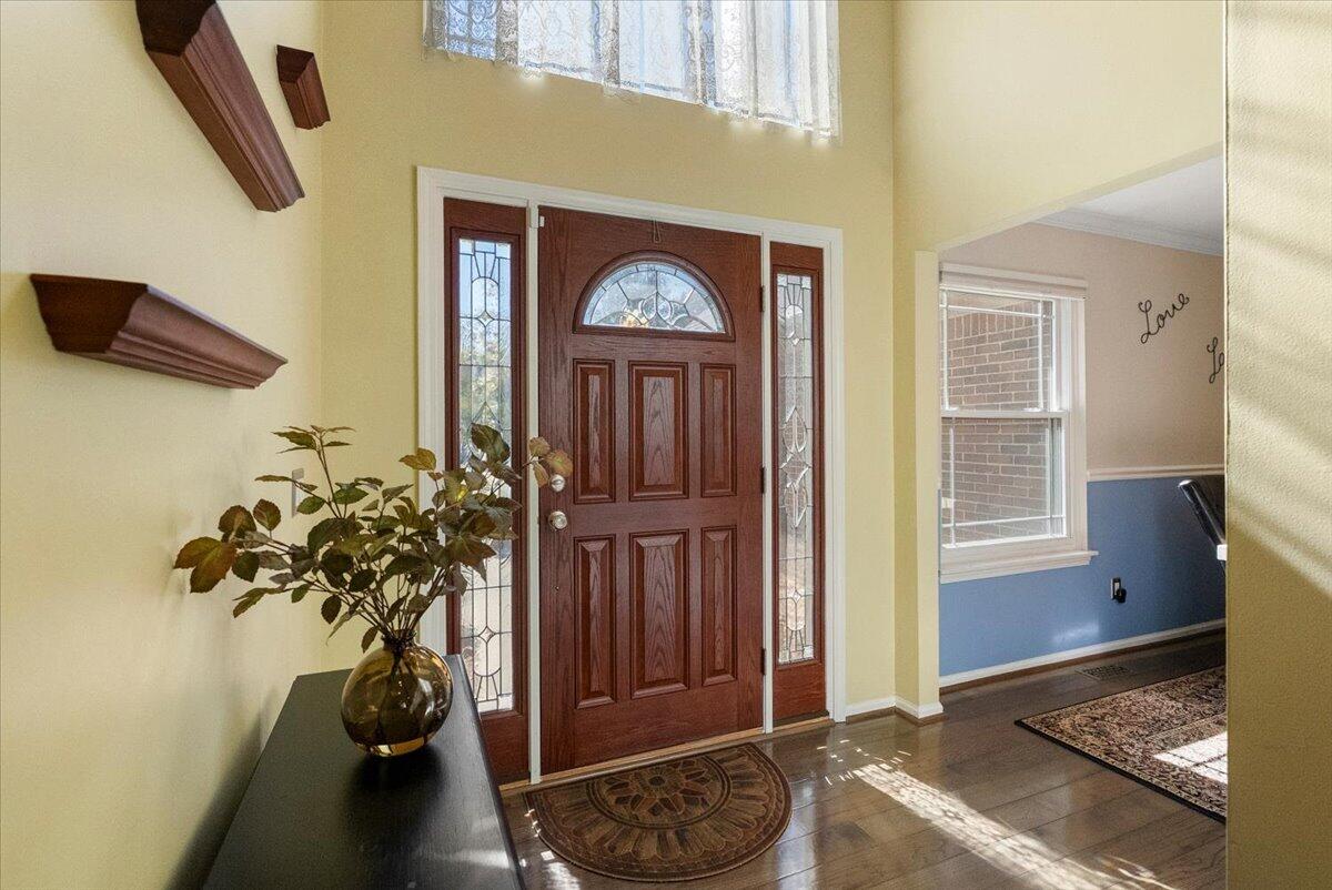 1566 Valentine Court