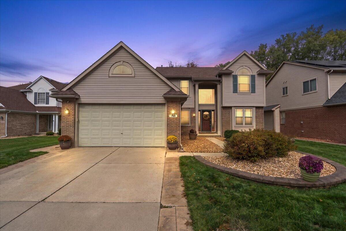 1566 Valentine Court