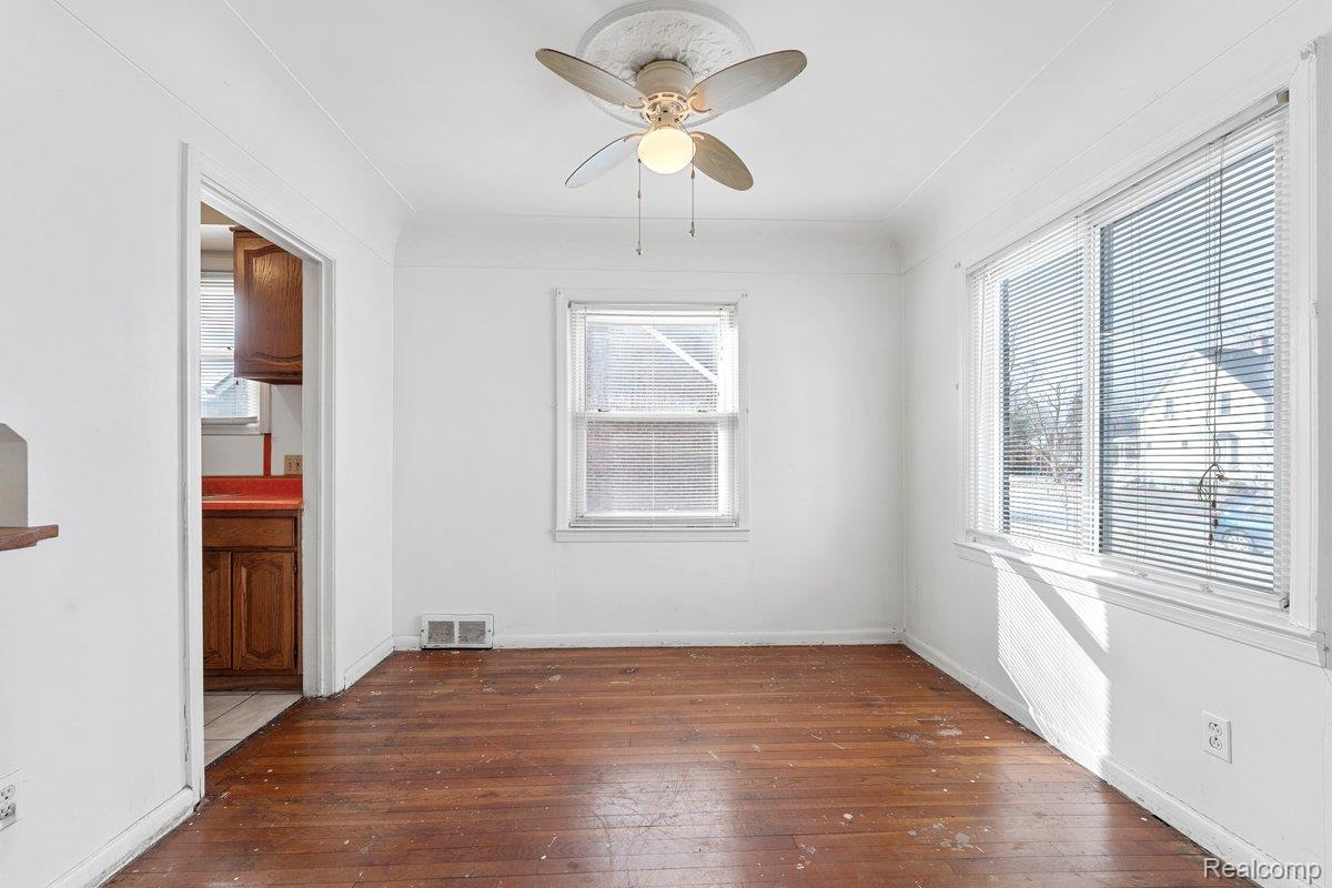 1011 Lafayette Boulevard