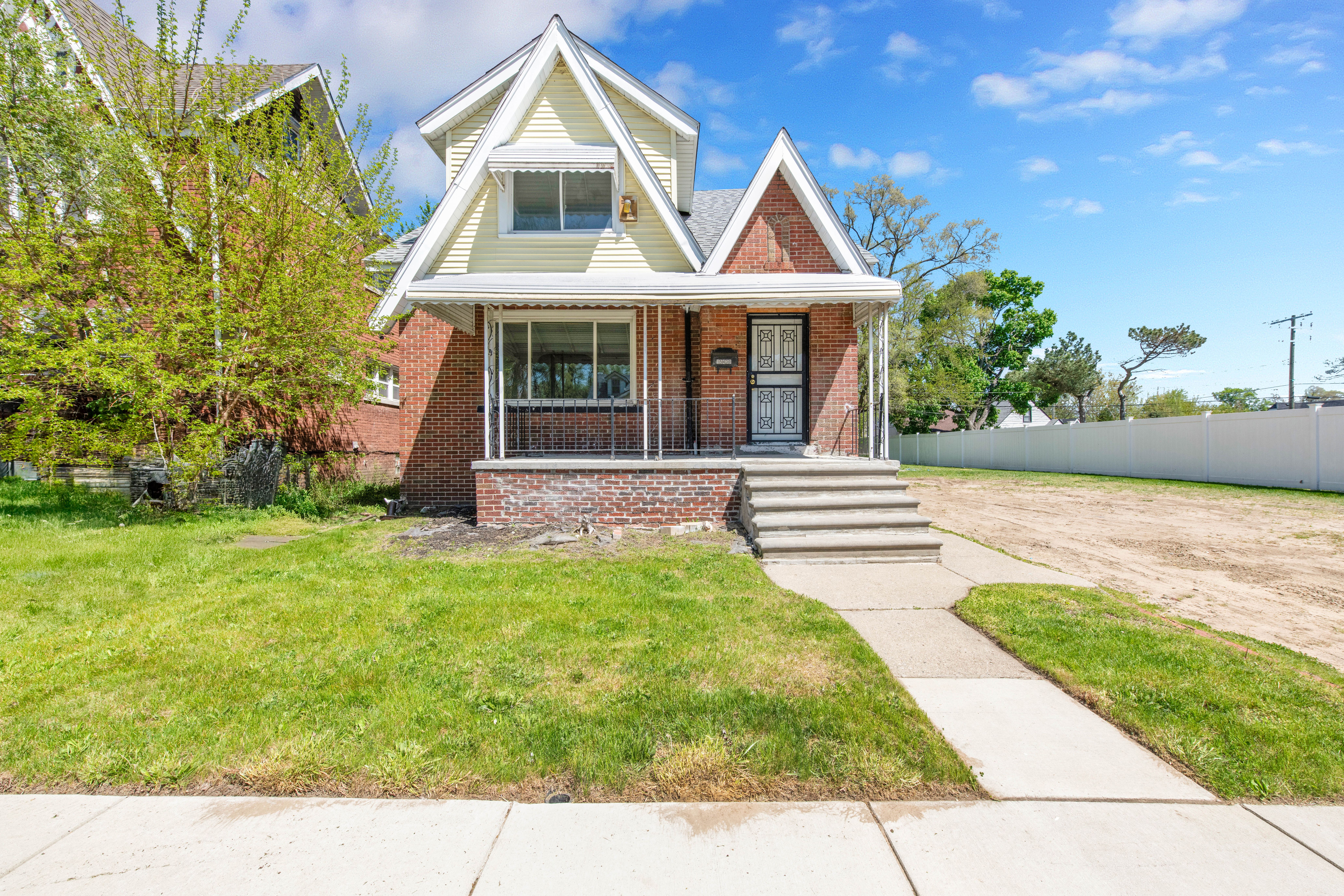 Listing image 2