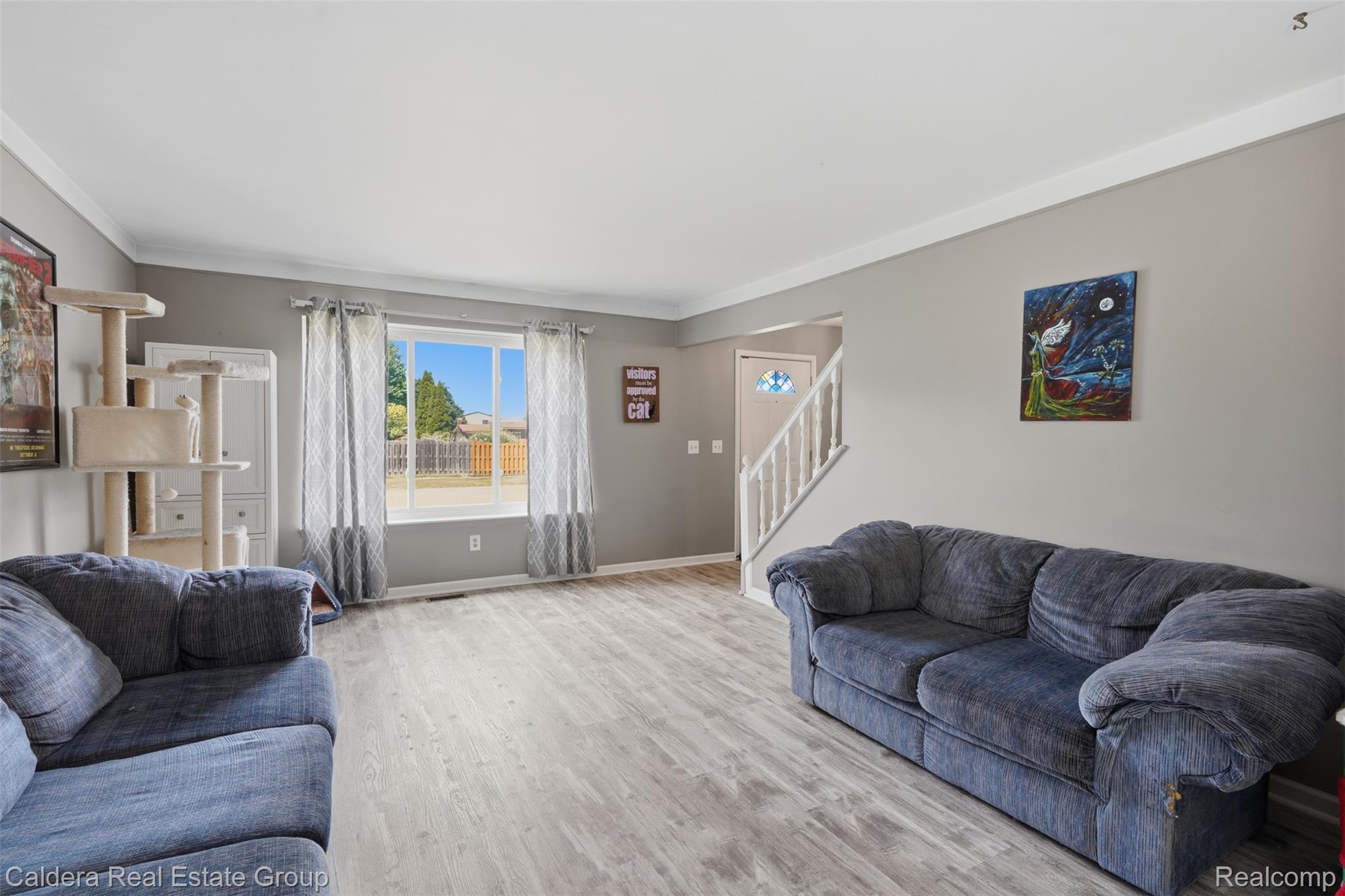 17592 Knollwood Drive