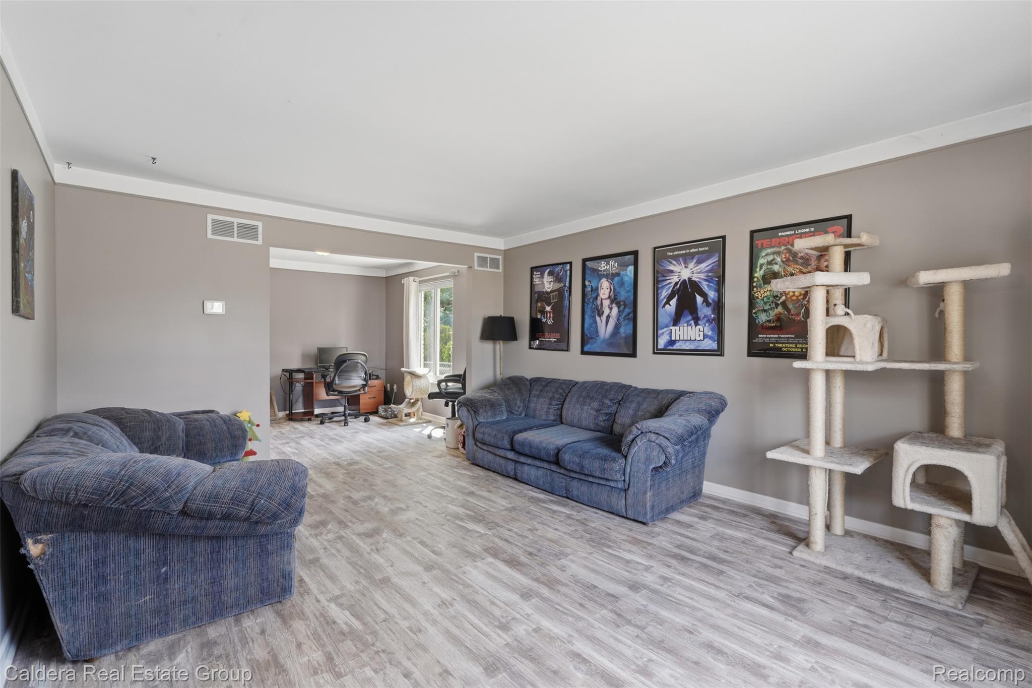 17592 Knollwood Drive