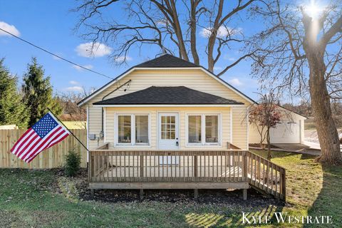 1722 144th Avenue Dorr Township MI 49323