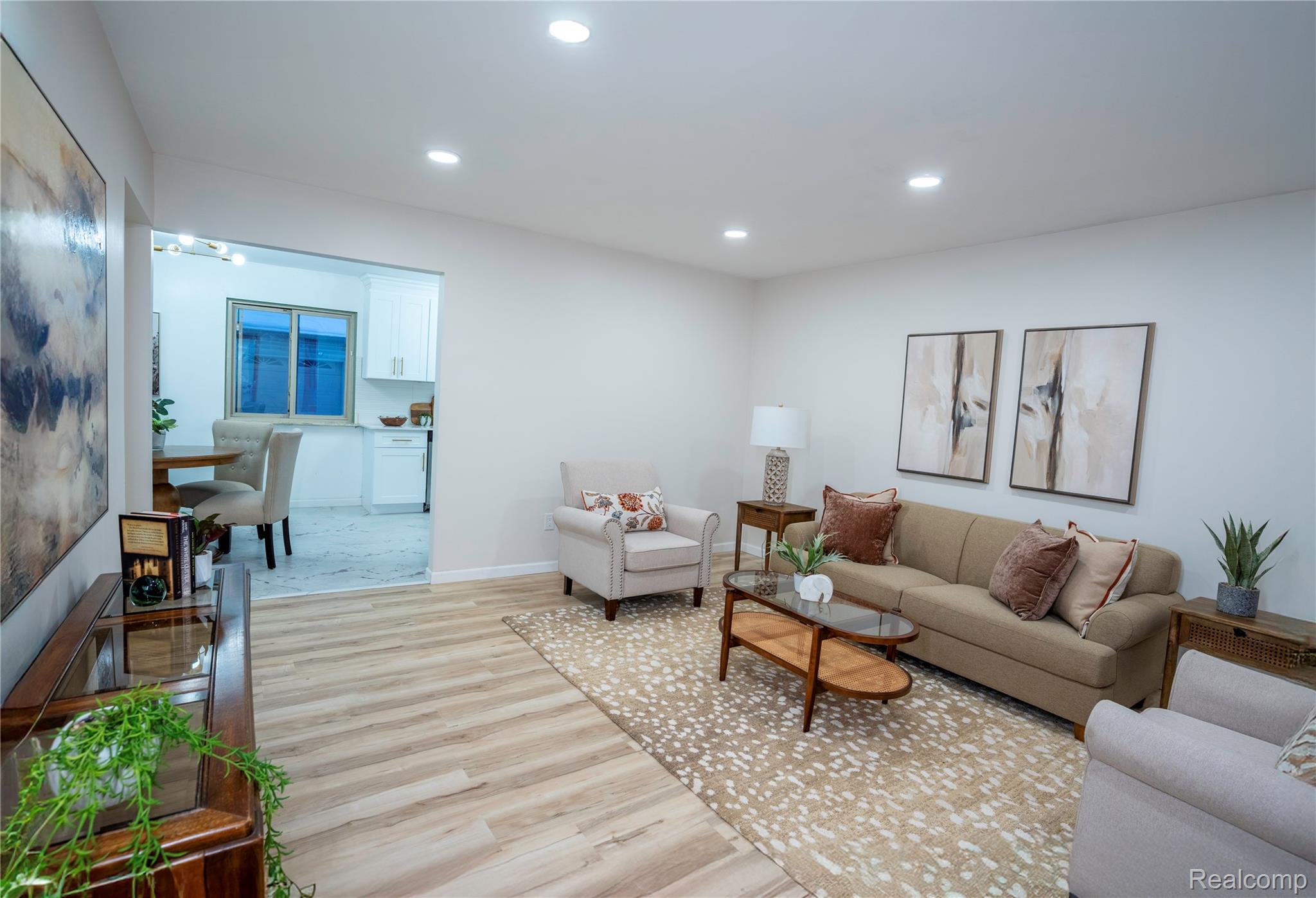 39258 Avondale Street