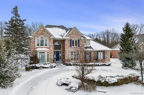 29900 Forest Drive Franklin Village MI 48025