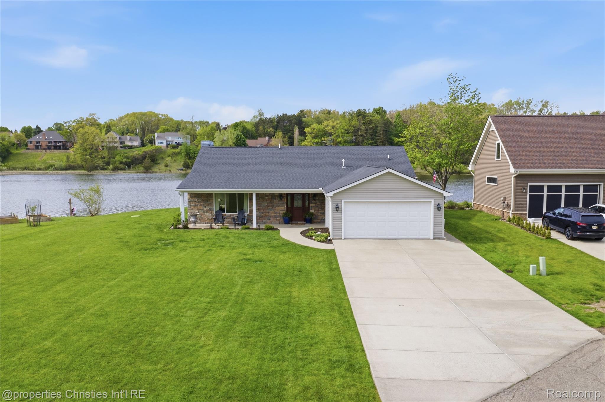 6672 Seth Court