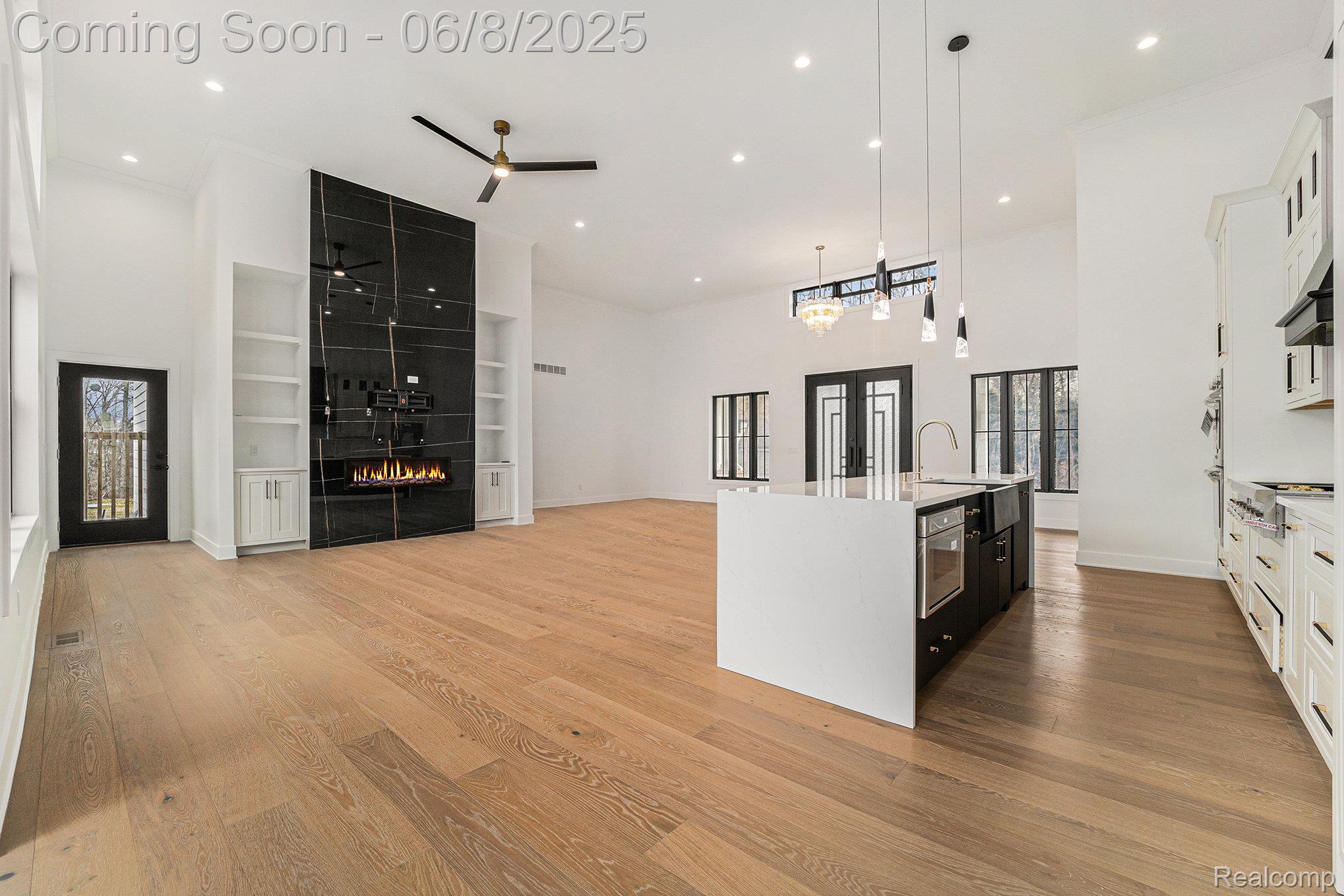 8 Verona Dr