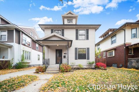 328 Carlton Avenue SE Grand Rapids City MI 49506