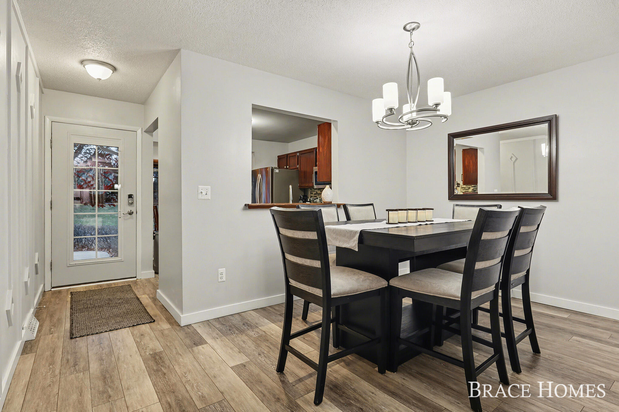 3369 Woodwind Drive NE