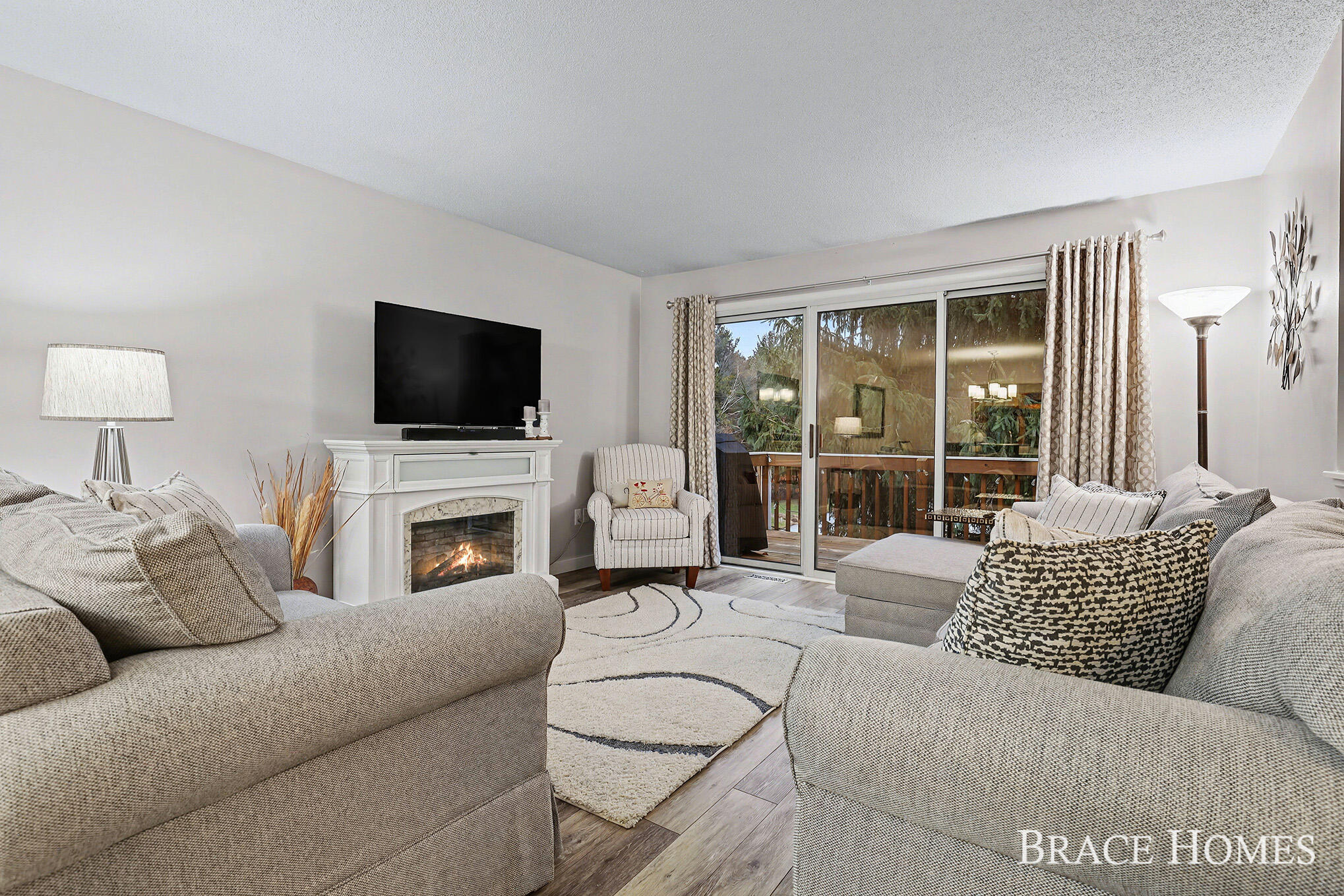 3369 Woodwind Drive NE