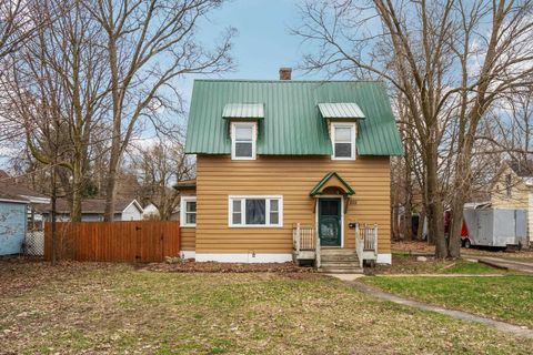 205 W Fourteenth Street Traverse City City Grand Traverse MI 49684