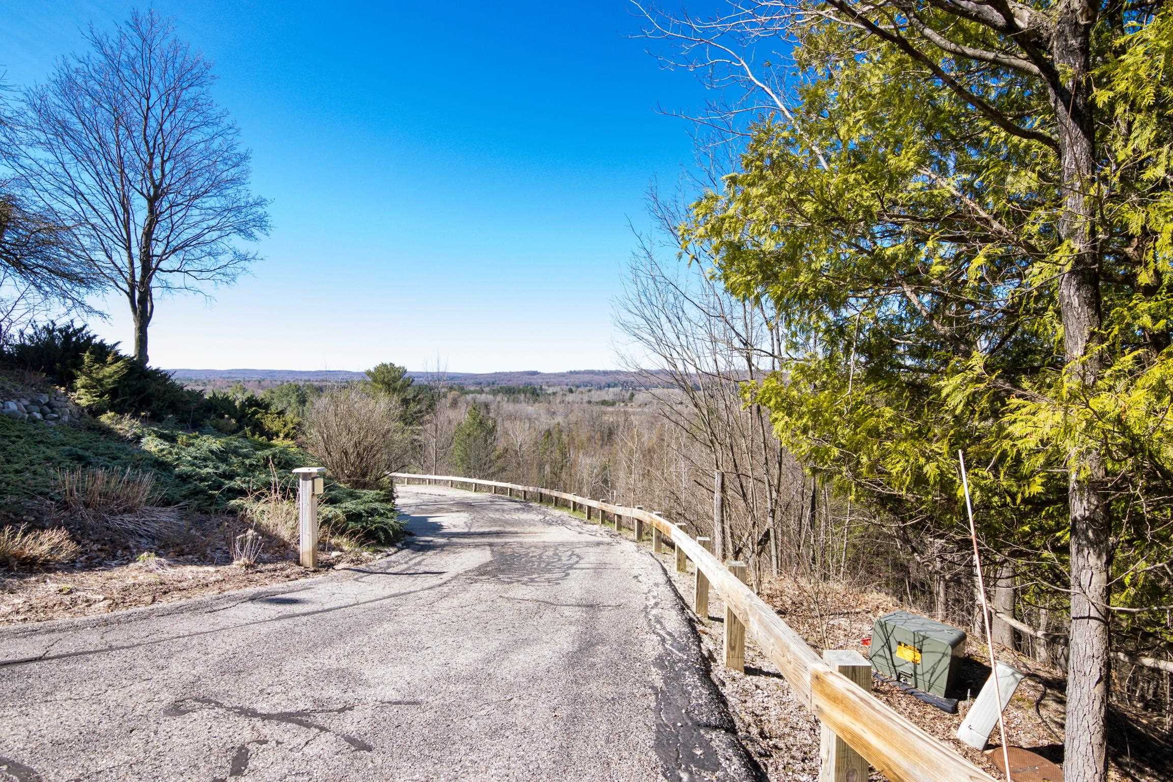 07 Creek Hill Drive