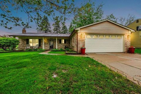 24459 Surfside Road Novi City Oakland MI 48374