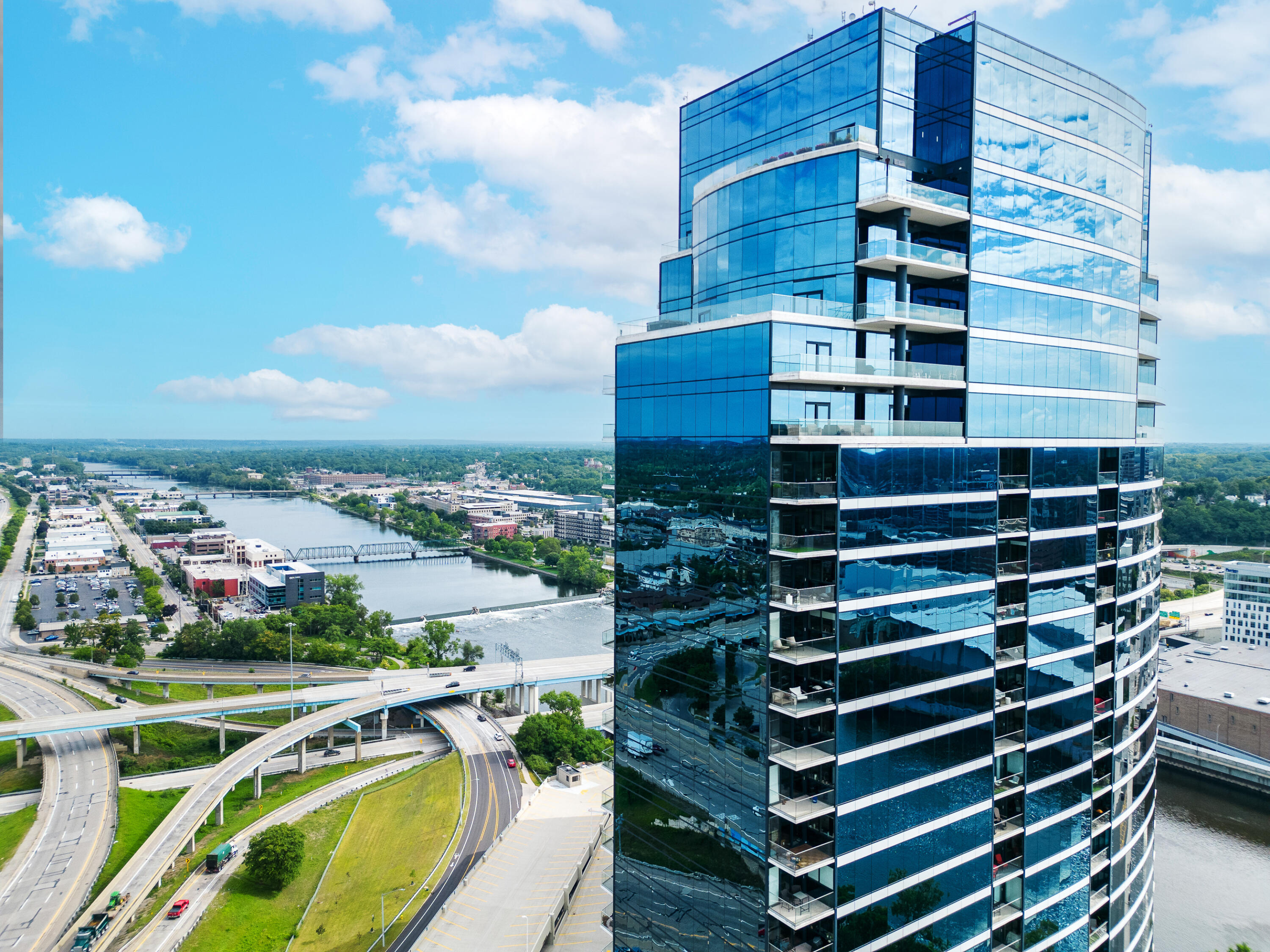 335 Bridge Street NW 2403