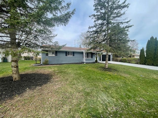 3866 CLOVERLAWN Avenue