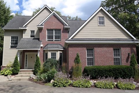 8499 Bishop Road Green Oak Township MI 48116