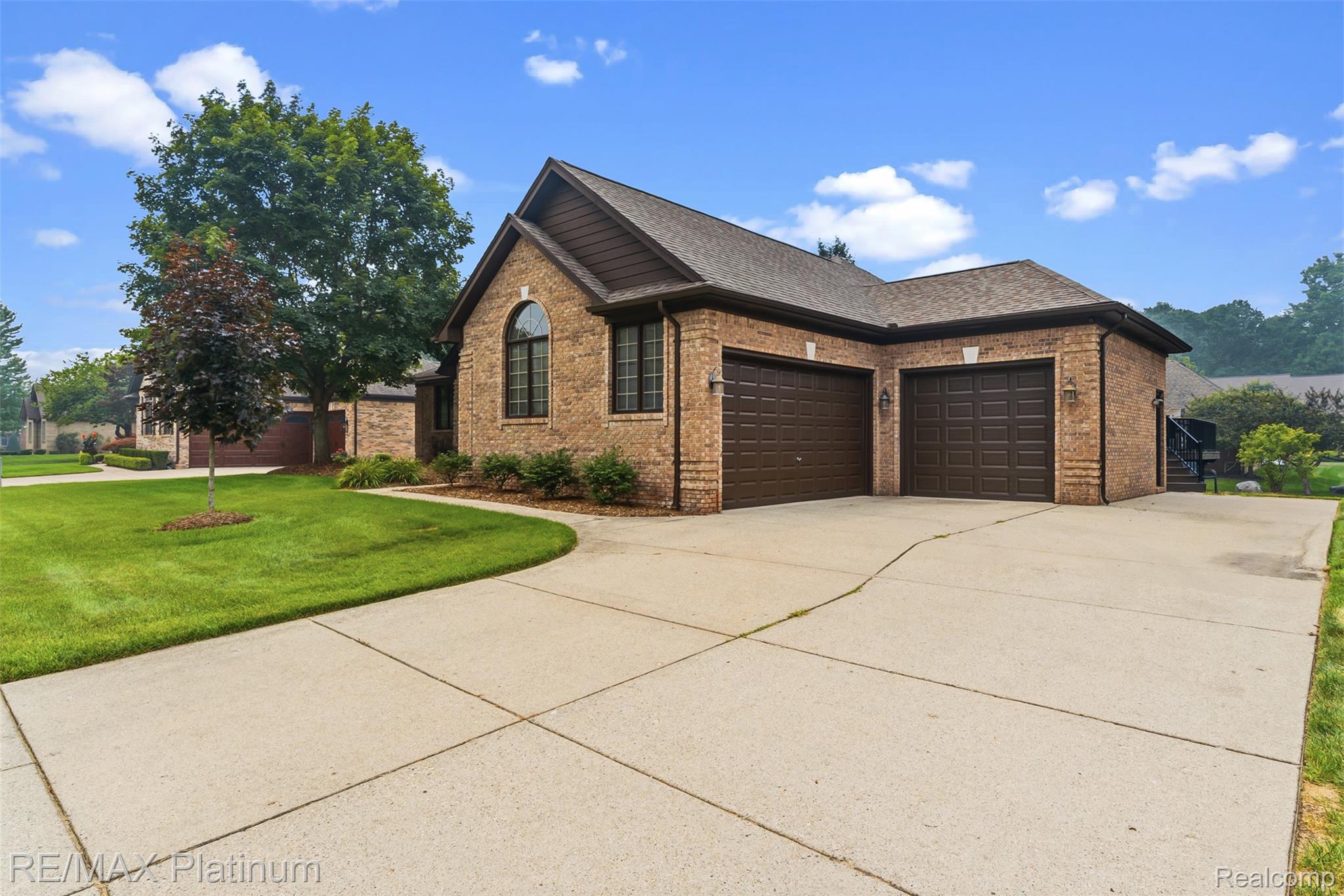 52655 Chestnut Grove Lane