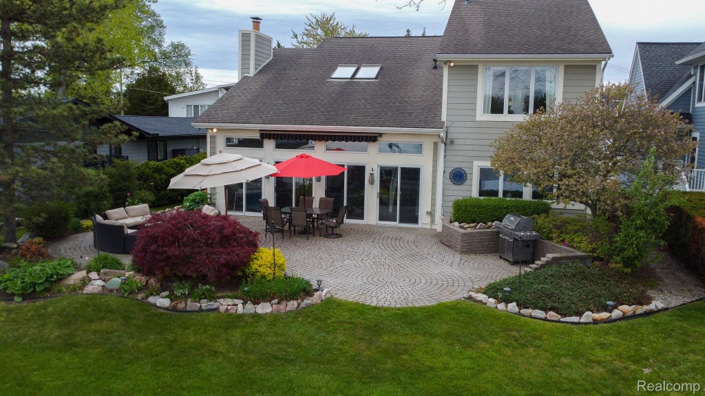 Photo of 625 Island Drive, White Lake Charter Township, MI 48386 (MLS # 20261057163)
