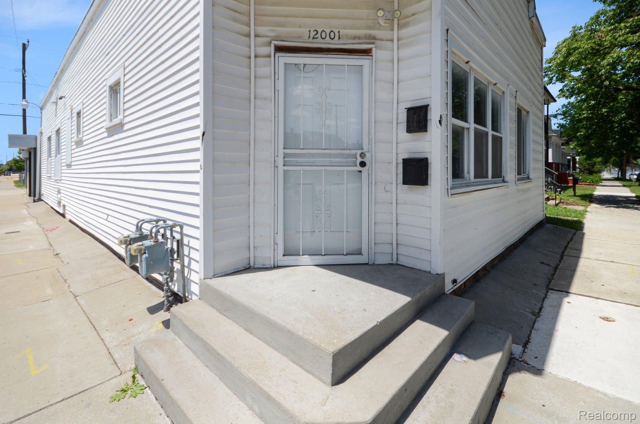 12001 Saint Aubin Street