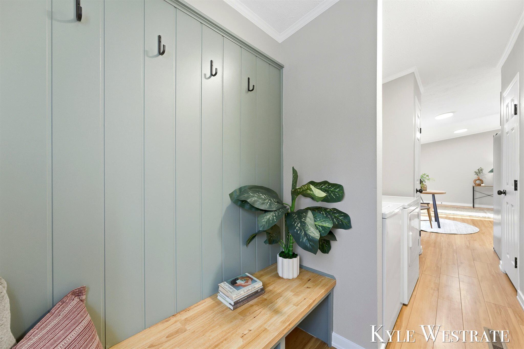 7976 10 Mile Road NE