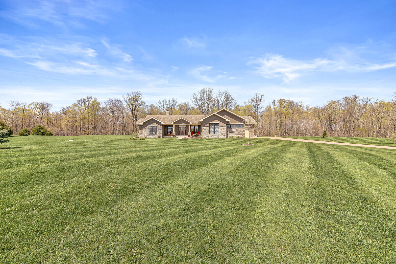 10353 Jill Lane