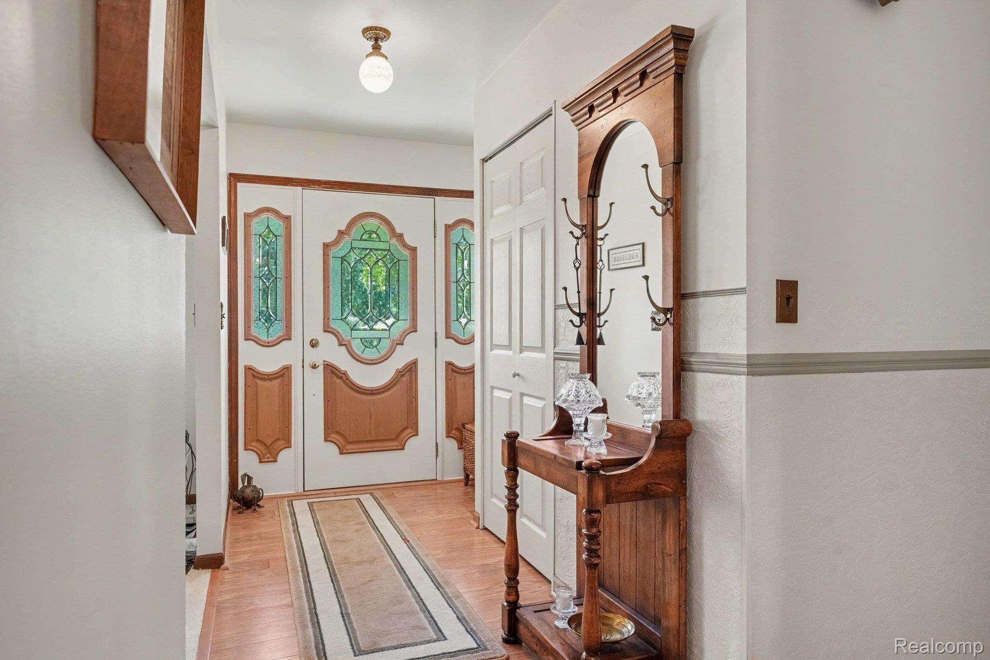 1628 Oneida Trail