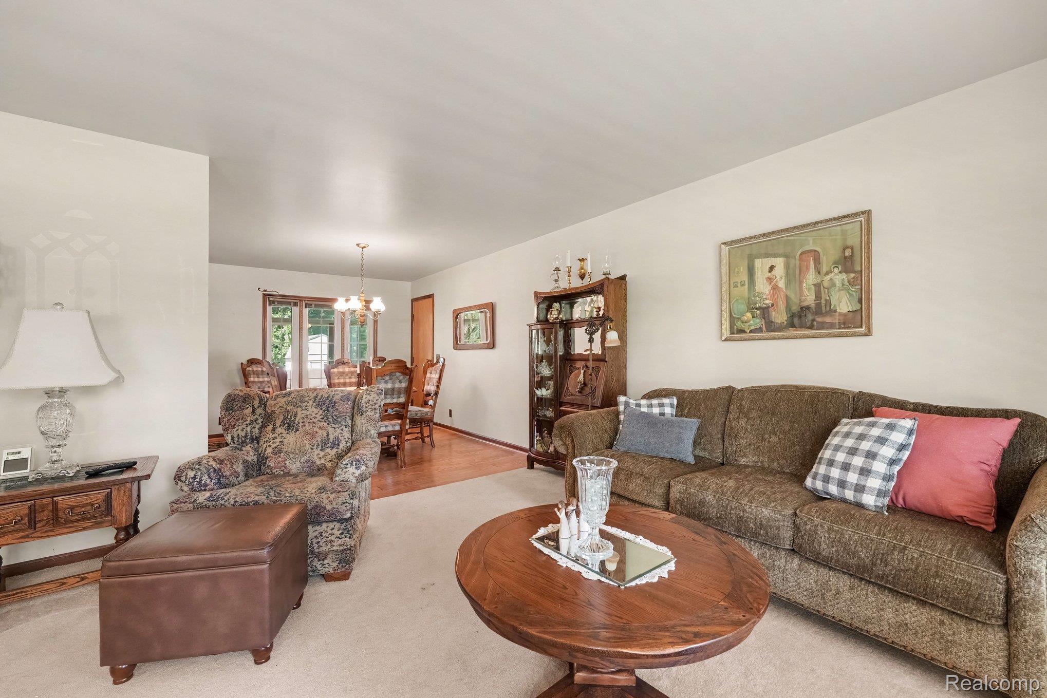 1628 Oneida Trail