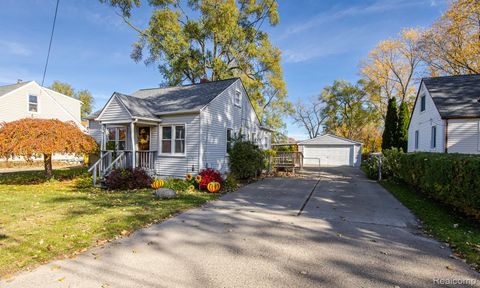 44084 Utica Road Utica City MI 48317