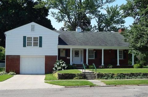 101 Cottage Sturgis City MI 49091