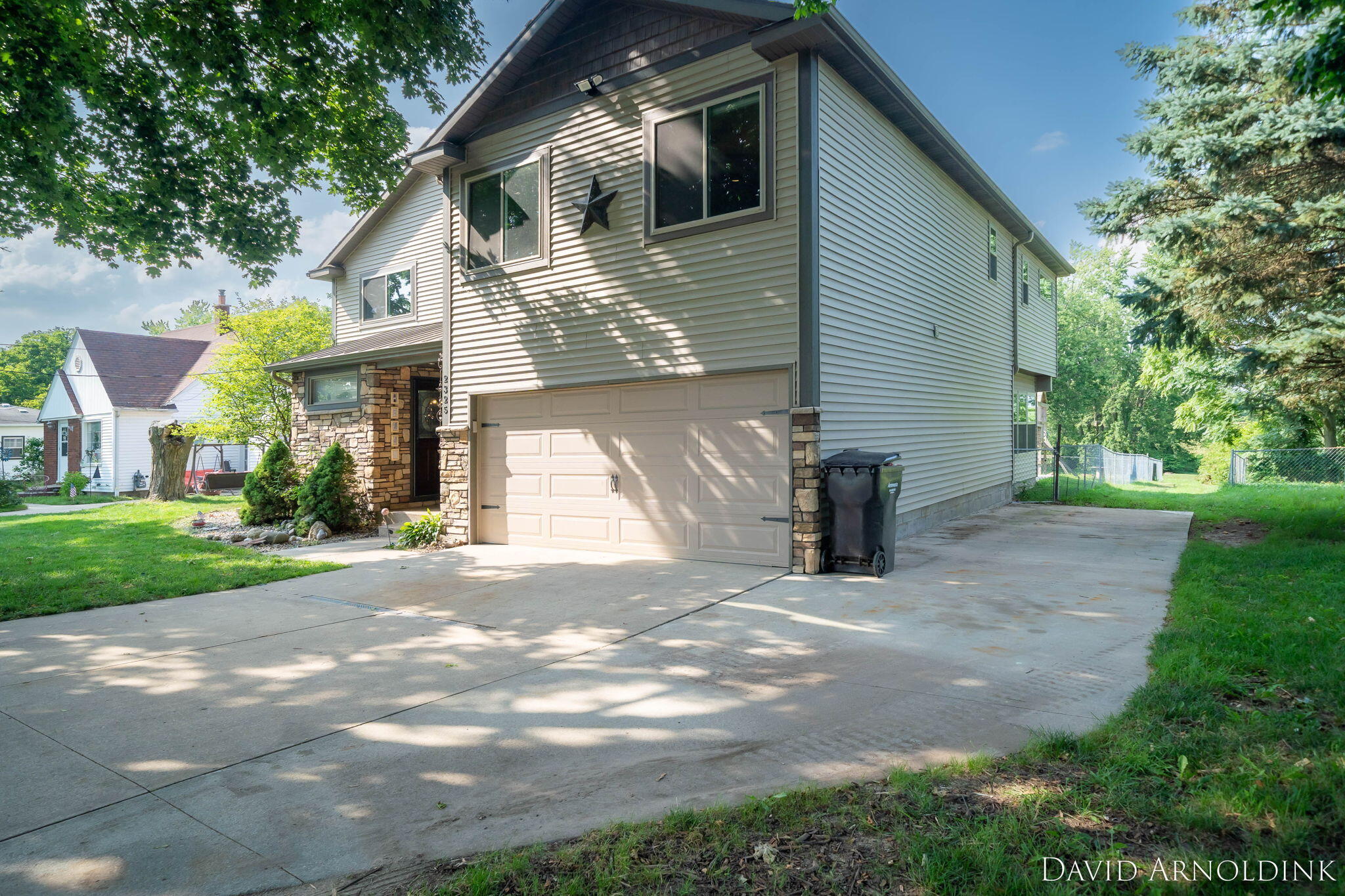 2325 Riley Court