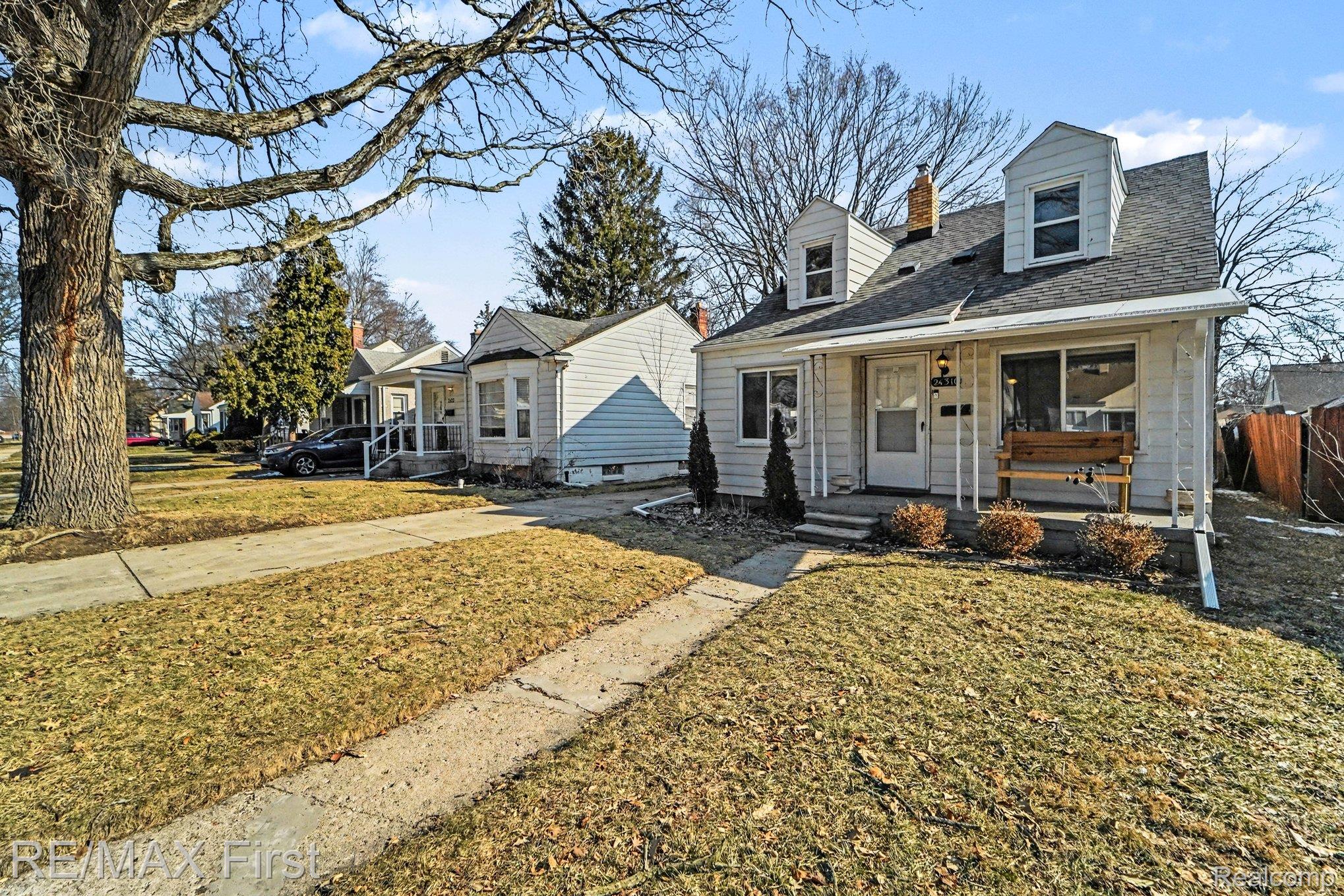 24310 Kipling Street