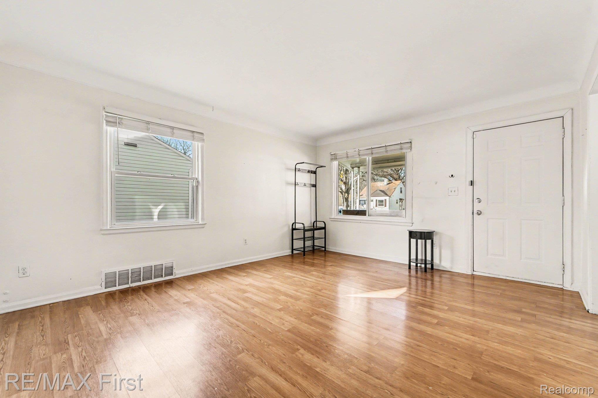 24310 Kipling Street